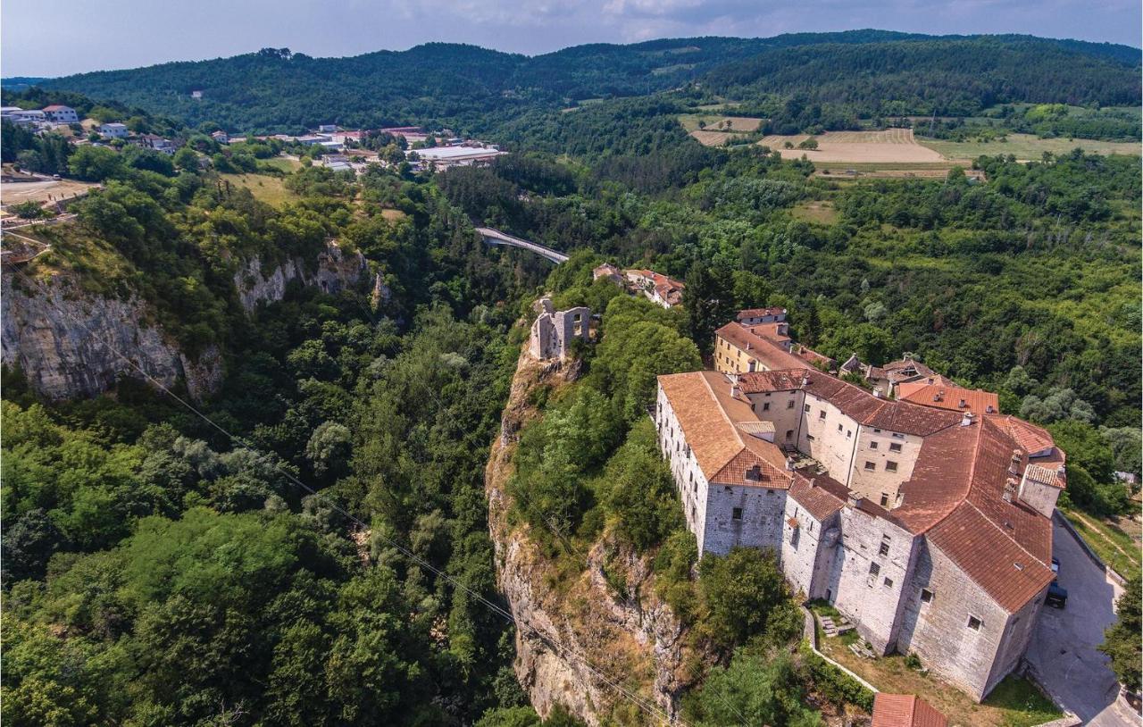 Amazing Apartment In Pazin With Wifi Katun Lindarski Εξωτερικό φωτογραφία